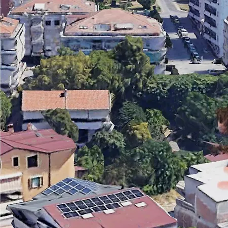 Le Mansarde 4* Пескара